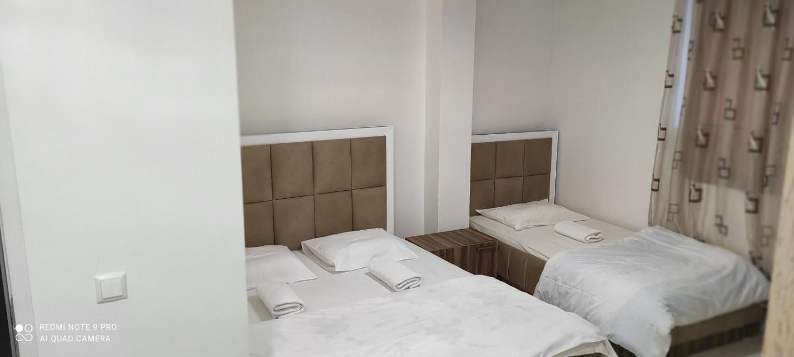 פרישטינה Hotel Heimli מראה חיצוני תמונה