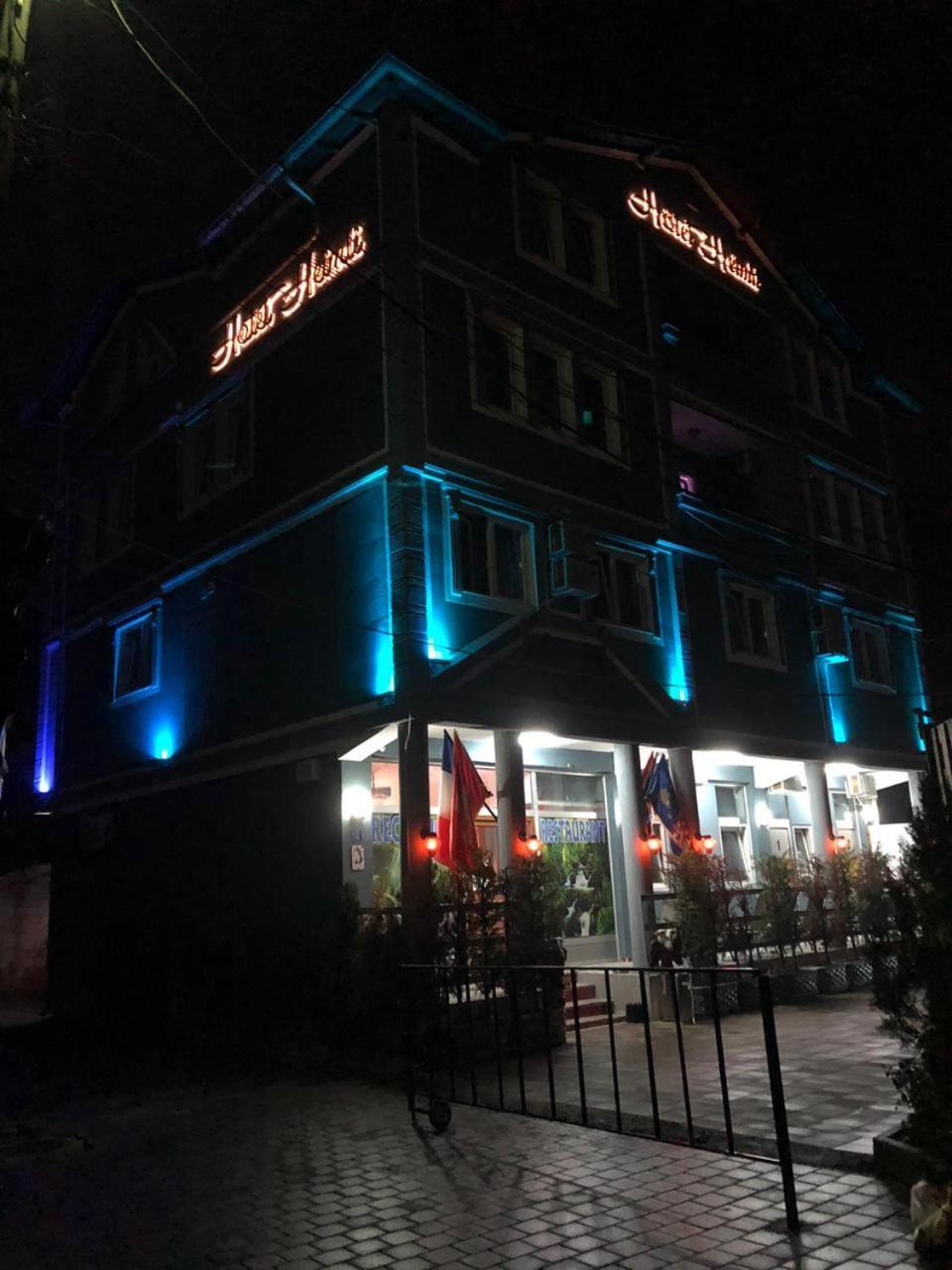 פרישטינה Hotel Heimli מראה חיצוני תמונה